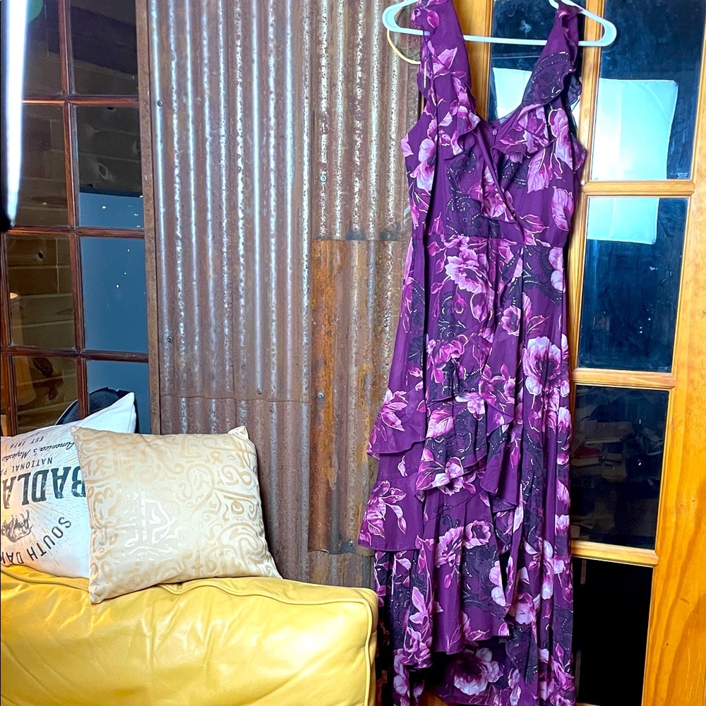 KATE AND LILY Elegant Purple Floral High-Low Dress, Size 6